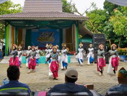 Desa Balida Kembangkan Tradisi Lokal Melalui Festival Racah Mampulang Bakarasmin 2025