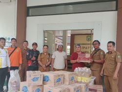 Luapan Sungai Rendam Permukiman Warga di Awayan