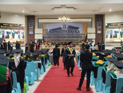 UNISKA MAB Gelar Wisuda Emas, Rektor Tekankan Kualitas Lulusan Siap Bersaing