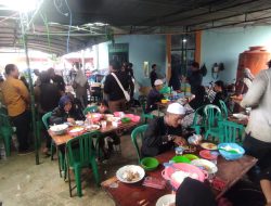 Rest Area Langgar Sabilul Mursyidin Sajikan Kuliner Banjar untuk Jemaah Menuju Sekumpul