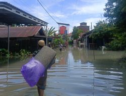 Kawasan Tanjung Rema Martapura Terendam Banjir Hingga Pinggang Orang Dewasa