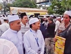 Wagub Kalsel Hasnuryadi Sulaiman Hadir Berbaur dengan Jemaah 5 Rajab di Sekumpul