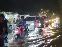 Sebagain Wilayah Banjarmasin Kecalapan, Diduga Akibat Pasang Tinggi Laut dan Air Kiriman dari Hulu