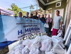 Kerahkan Seluruh SKPD, Bantuan Gubernur Kalsel Menguatkan Warga di Tengah Kepungan Banjir
