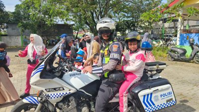 Anak TK Diajak Naik Motor Polisi, Begini Cara Satlantas Polresta Banjarmasin Tanamkan Tertib Lalu Lintas Sejak Dini