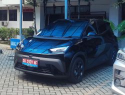 Dorong Kebijakan Zero Emisi: Pemko Banjarmasin Mulai Gunakan Mobil Listrik