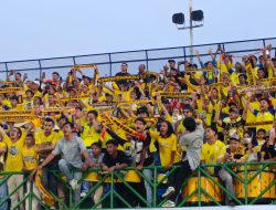 Suporter Optimistis Barito Putera Mampu Curi Poin di Kandang Persipura