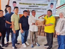 YN’S Center dan Hasnur Group Serahkan Paket Ramadan untuk PWI Kalsel
