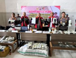Polda Kalsel Ringkus Sindikat Pemalsuan Dokumen Ranmor dengan Barang Bukti 20.000 STNK Palslu dan 20 Unit Mobil