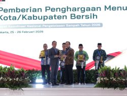 Kalsel Berprestasi! Gubernur H. Muhidin Dinobatkan Pembina Terbaik Pengelolaan Sampah Tahun 2026