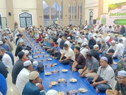 Wagub Kalsel Buka Puasa Bersama di Masjid Sabilal Muhtadin: Maknai Ramadan sebagai Momentum Silaturahmi
