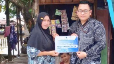 Bank Kalsel Bantu Modal Dua Pelaku UMKM