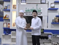 Hasnuryadi Sulaiman Salurkan Bantuan Ramadan dari Hasnur Group untuk Masjid Raya Sabilal Muhtadin dan Masjid Sekitar