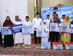 Bupati Tanah Bumbu Andi Rudi Latif Salurkan Bantuan Sosial dan Serukan Gerakan Indonesia ASRI