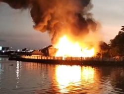 Jago Merah Mengamuk di Kawasan Pasar Ujung Murung Jelang Buka Puasa, Tiga Rumah Hangus