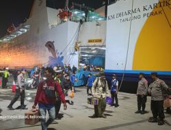 Jamin Mudik Lancar Polsek KPL Banjarmasin Siagakan Personel 24 Jam di Pelabuhan hingga Mewanti Calo Agar “Tak Nakal”