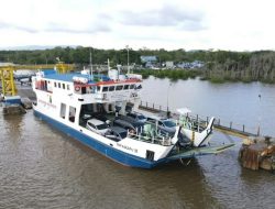 Rosehan Desak Penambahan Kapal Feri Batulicin–Kotabaru