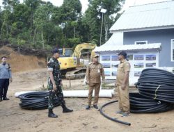 Wujudkan Sinergi, Bupati Kotabaru Tinjau Progres Pembangunan Batalyon Infanteri TP. 884/Saijaan