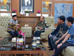 Bupati Batola dan PLN Kalsel Perkuat Sinergi, Dorong Listrik Masuk Dusun Terpencil