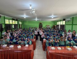 Srikandi PLN UIP3B Kalimantan Goes to School Serentak di Empat Provinsi Kalimantan, Kenalkan Dunia Ketenagalistrikan kepada Generasi Muda