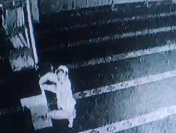 Tak Gentar Terekam CCTV, Pencuri Kotak Amal Masjid di Sungai Lulut Bikin Warga Resah