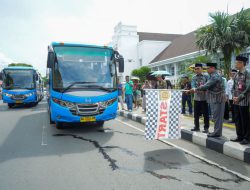2026AgamisBerita Jemaah Calon Haji Banjarbaru Dilepas Menuju Embarkasi Haji Banjarmasin