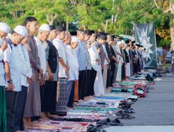 Sholat Iduladha di Murdjani, Lisa Halaby Ajak Warga Jaga Ukhuwah