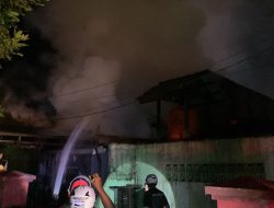 Empat Rumah Terbakar di Gang Damai 2 Kelayan Barat