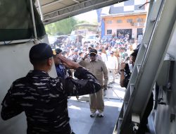 Gubernur Muhidin Lepas Ekspedisi Rupiah Berdaulat, Rp15 Miliar Siap Layani Warga Pulau Terluar Kalsel