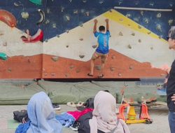 Atlet Panjat Tebing Kelompok Umur Kalsel Siap Bersaing di Kejurnas 2026, Hasnuryadi: Berikan yang Terbaik