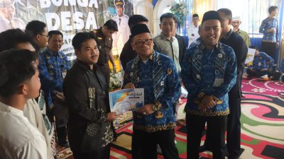 Lewat Bunga Desa, Bupati H Fani Tinjau RTH dan Serap Aspirasi Warga Muara Harus