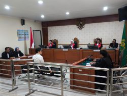 Didakwa Penipuan dan Penggelapan Bisnis Batu Bara Rp7,9 Miliar, Richard Ditawari Opsi “MKR” Oleh Hakim