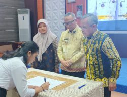 Bupati Tabalong Motivasi Penerima Beasiswa SMaRT 2026