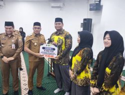 Kafilah MTQ Ukir Prestasi Gemilang, Pemkab Kotabaru Serahkan Bonus dan Kukuhkan Pengurus LPTQ 2025-2029