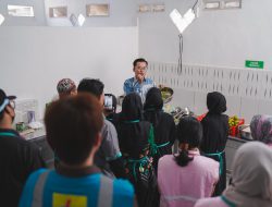 Lewat Program TJSL, PLN Dorong Produk Olahan Limau Kuit Banjarbaru Naik Kelas Jelang HUT ke-81 RI