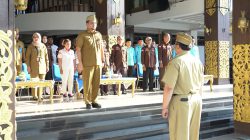 Sekretaris Daerah Kota Banjarmasin, Ichrom Muftezar, saat memimpin apel