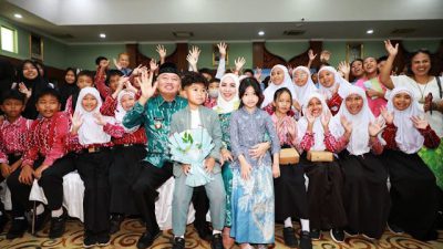 Momen HAN, Bank Kalsel Berikan Bantuan Perlengkapan Sekolah dan Paket Gizi