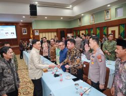 Kapolresta Banjarmasin Hadiri Silaturahmi Menko Polkam Bersama Forkopimda dan Tokoh Masyarakat se-Kalsel
