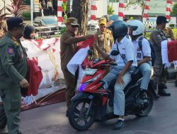 Pemko Banjarmasin Bagikan 7 Ribu Bendera Merah Putih, Yamin Minta Semarak Kemerdekaan Lebih Awal