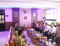 Silaturahmi ke Lanal Banjarmasin, Kapolresta Riza Tekankan Pentingnya Sinergitas TNI-Polri