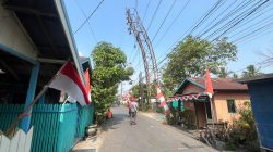 Kabel Listrik Putus Diduga Ditabrak Kapal LCT di Sungai Alalak, Warga Takut Tiang Listriknya Miring