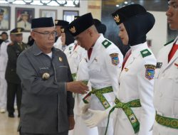 Bupati Kotabaru Muhammad Rusli Kukuhkan 42 Anggota Paskibraka Kotabaru Tahun 2026