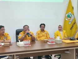 Golkar Banjarmasin Serahkan SK Pengurus Lima Kecamatan, Bidik 12 Kursi DPRD