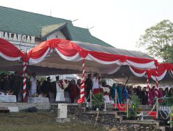 HUT ke-81 RI, Paskibraka Balangan Sukses Kibarkan Merah Putih dengan Formasi Balangan Baharat