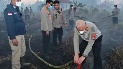 Atasi Bara Karhutla di Bawah Tanah, Kapolda Kalsel Terapkan Metode Gambut Injection di Banjarbaru