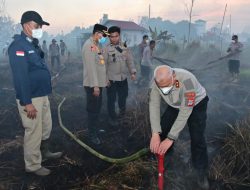 Atasi Bara Karhutla di Bawah Tanah, Kapolda Kalsel Terapkan Metode Gambut Injection di Banjarbaru