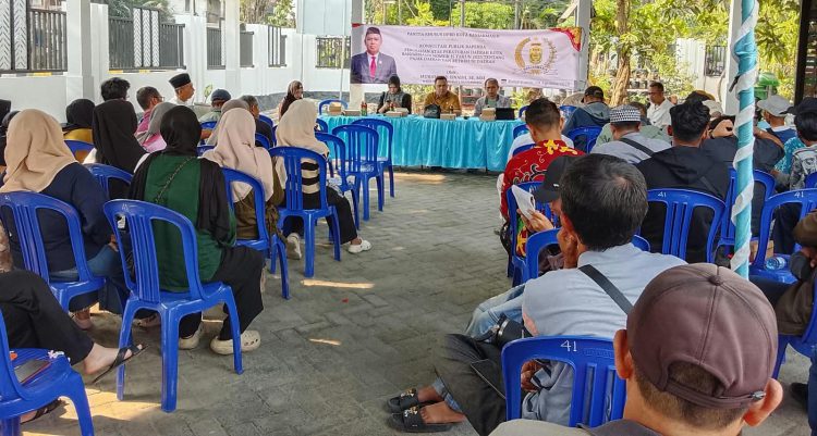 M Isnaini, Wakil Ketua DPRD Banjarmasin saat konsultasi Raperda Perubahan Pajak dan Retribusi Daerah.