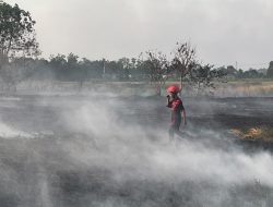 Riski, Relawan Cilik di Tengah Kepungan Asap Karhutla Pengayuan