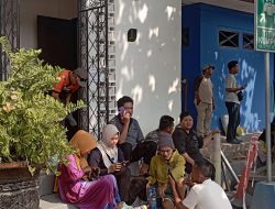 Kecemasan Menyelimuti Pelabuhan Trisakti, Keluarga Penumpang KM Virgo Transport 8 Menunggu Kepastian