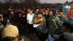 Siaga di Posko Hingga Malam, Gubernur Kalsel Pastikan Pembasahan Lahan di Hutan Lindung Liang Anggang Terus Berjalan